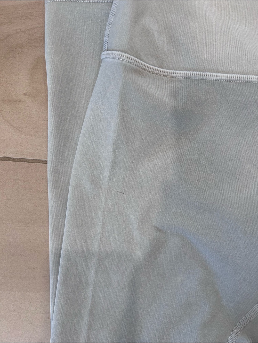 Lululemon Align Pant II 25” | Size 4 | High-Rise Nulu Leggings | Taupe/Greige - Picture 6 of 8